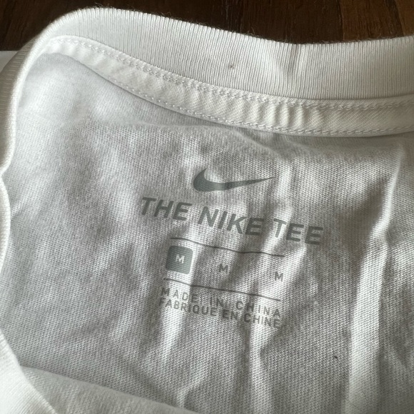 Nike Air Pocket Tee - Picture 3 of 3